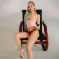 Escort Berlin VIP lady Pinki intimate dates massage private models