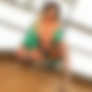 Top Escort Hure Berlin Vespa Love sucht Sex Bekanntschaften für Zungenküsse Service bei Privatmodelle Berlin