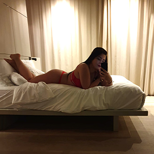 Accompaniment Wilma to your apartment for body insemination service via the escort agency Berlin